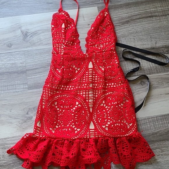 PrettyLittleThing Dresses & Skirts - NWT Sexy red lace dress